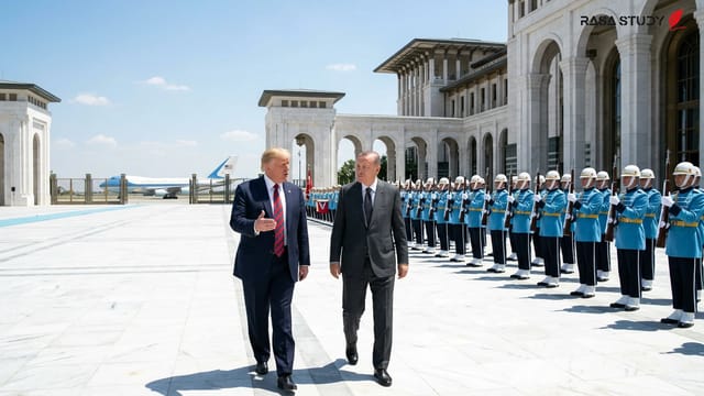 دیدار دونالد ترامپ و رجب طیب اردوغان در مجتمع ریاست‌جمهوری آنکارا در حاشیه نشست ناتو ۲۰۲۶